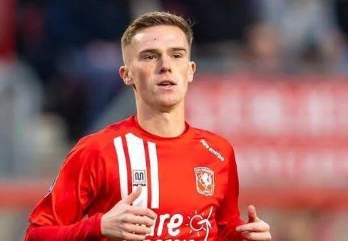 下来的三个 下来的三个