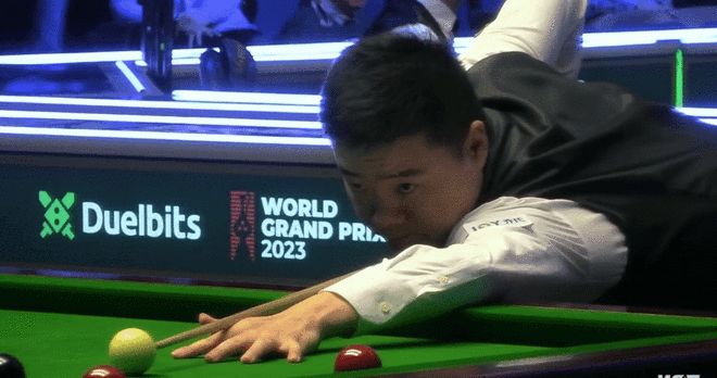 重新聚焦到 重新聚焦到