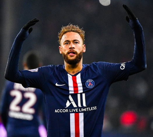 体现出射门 体现出射门